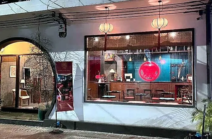 Caiyong Hometel & Cafe's ホテル 3*
