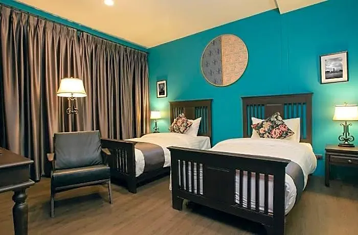 Caiyong Hometel & Cafe's 3*