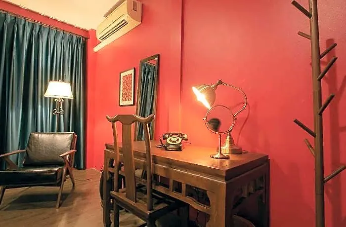 Caiyong Hometel & Cafe's ホテル バンコク都